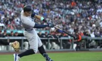 Yankees’ Aaron Judge Makes Himself Right at Home vs. Giants