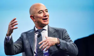Jeff Bezos to Sell $5 Billion of Amazon Stock; Saks Fifth Owner Buying Neiman Marcus | Business Matters Full Broadcast (July 4)