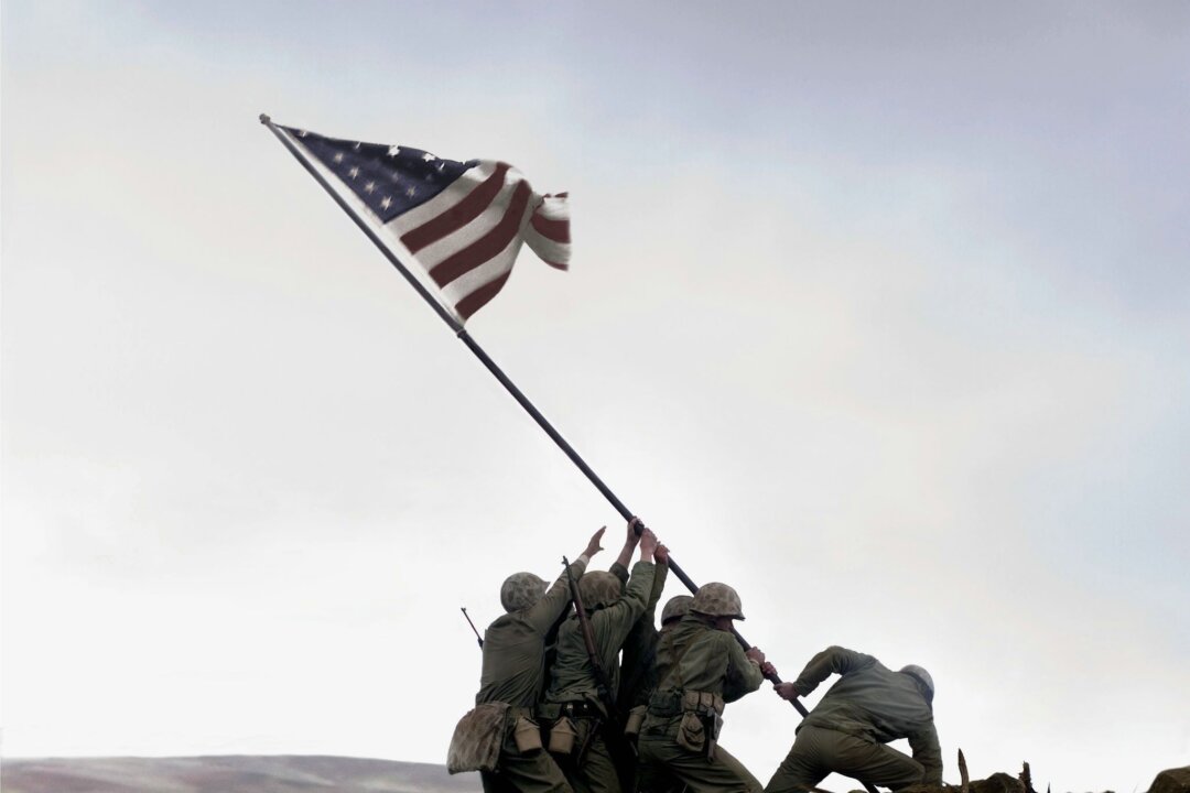 'Flags of Our Fathers': Clint Eastwood Pulls Back the Curtain - Vimarsana News