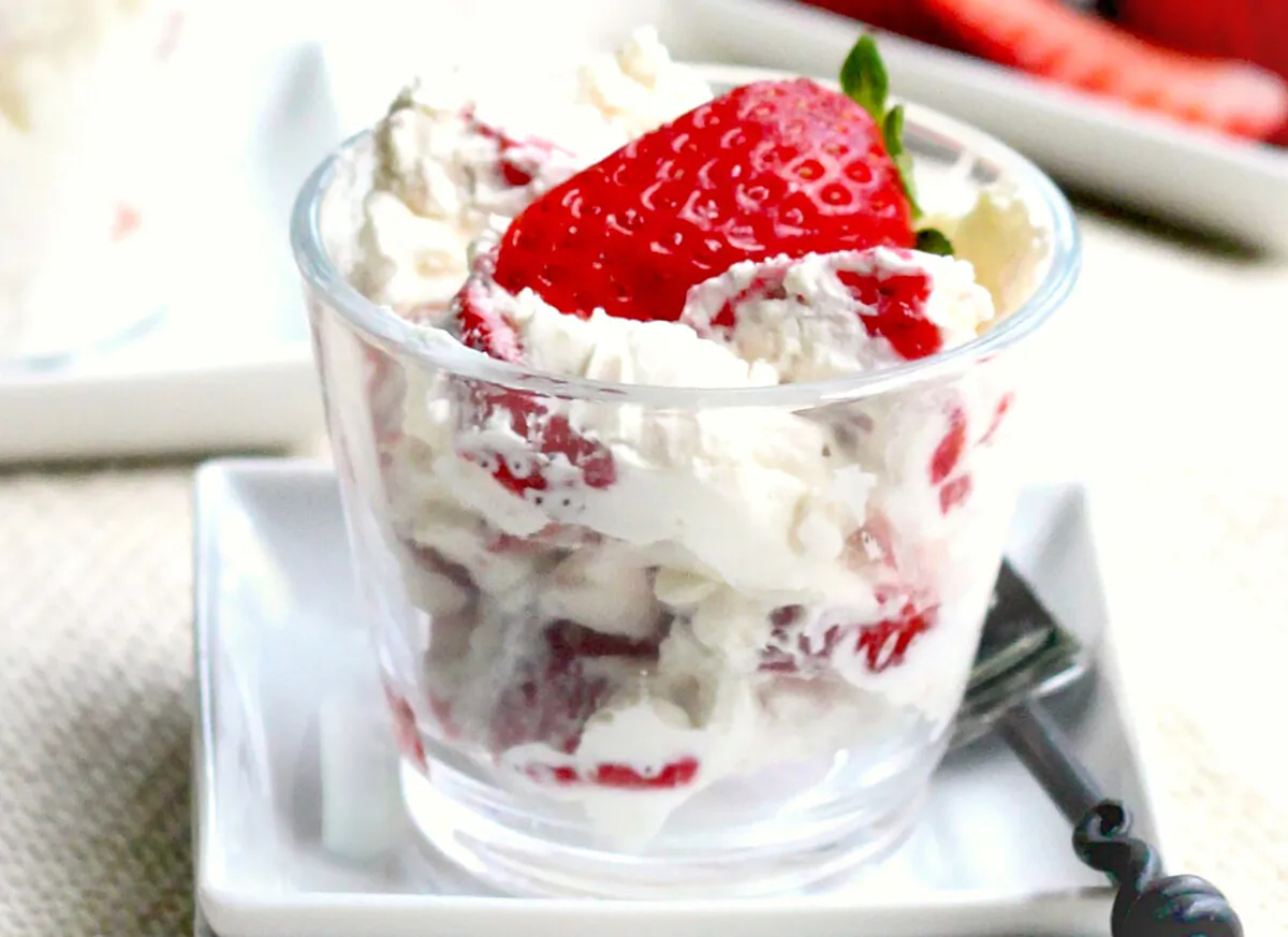 This fun, summery dessert features crunchy crushed meringues, airy whipped cream, and fresh strawberries. (Lynda Balslev for Tastefood)