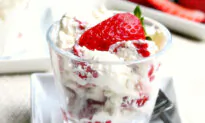 The 20-Minute Summer Dessert That Lets You Make a Mess