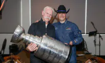 Hockey Legend Brings Stanley Cup to Surprise Calgary Policeman Who Saved His Life