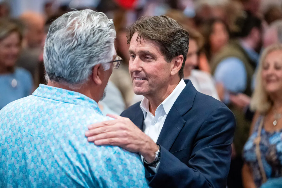 Congressional candidate Curtis Bashaw greets his supporters during his watch party after winning the primary election in Cape May, N.J., on June 4, 2024. (Madalina Vasiliu/The Epoch Times)