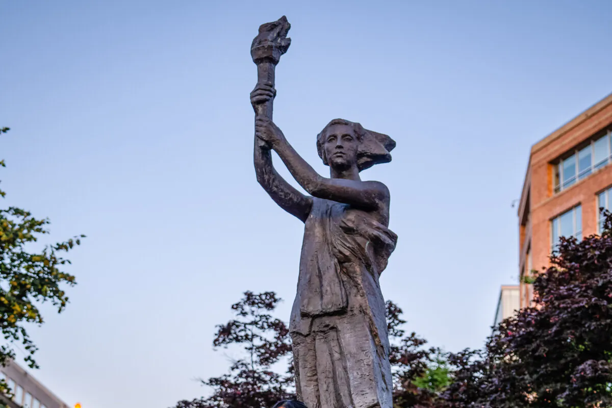 People commemorate the June 4, 1989, Tiananmen Square massacre at the Victims of Communism Memorial in Washington on June 3, 2024. (Madalina Vasiliu/The Epoch Times)