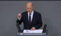 German Chancellor Vows to Deport Immigrants Convicted of Crimes After Fatal Knife Attack