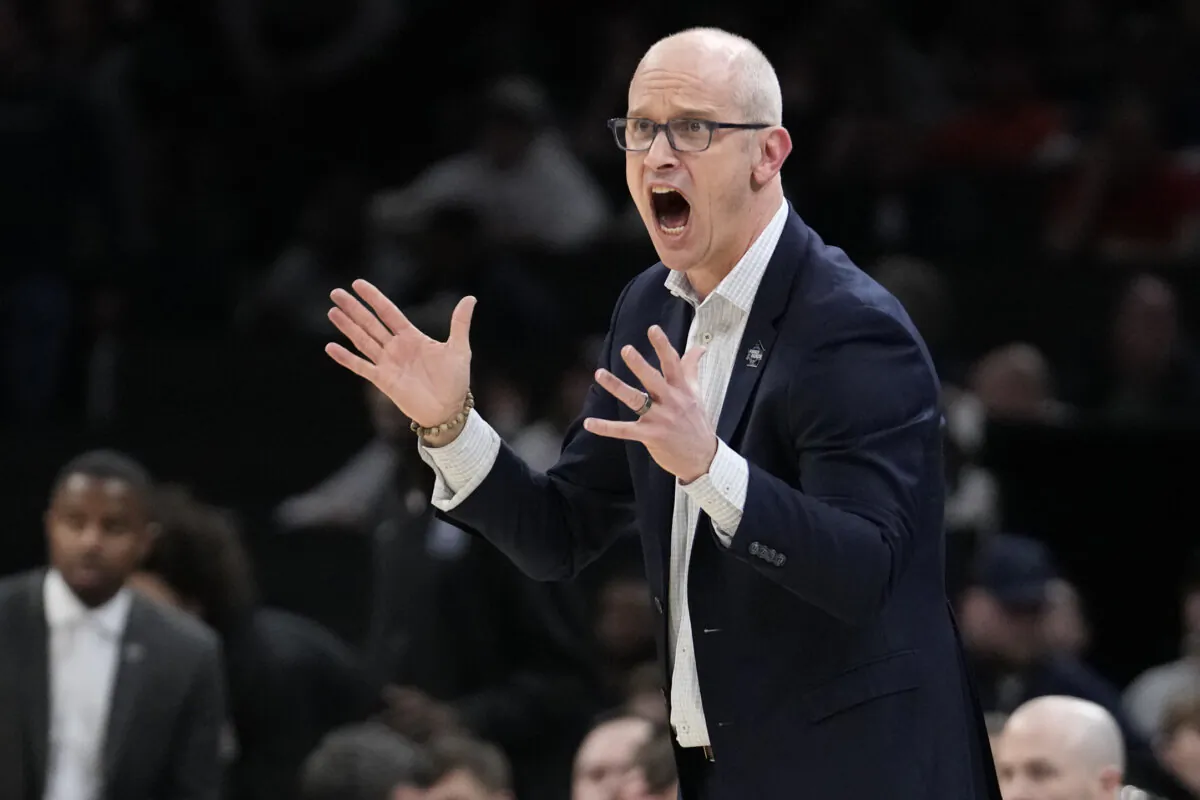 Connecticut's Dan Hurley, reportedly the prime target in the Los Angeles Lakers' coaching search, calls to his players during an NCAA Tournament game against Illinois in Boston on March 30, 2024. (Steven Senne/AP Photo)