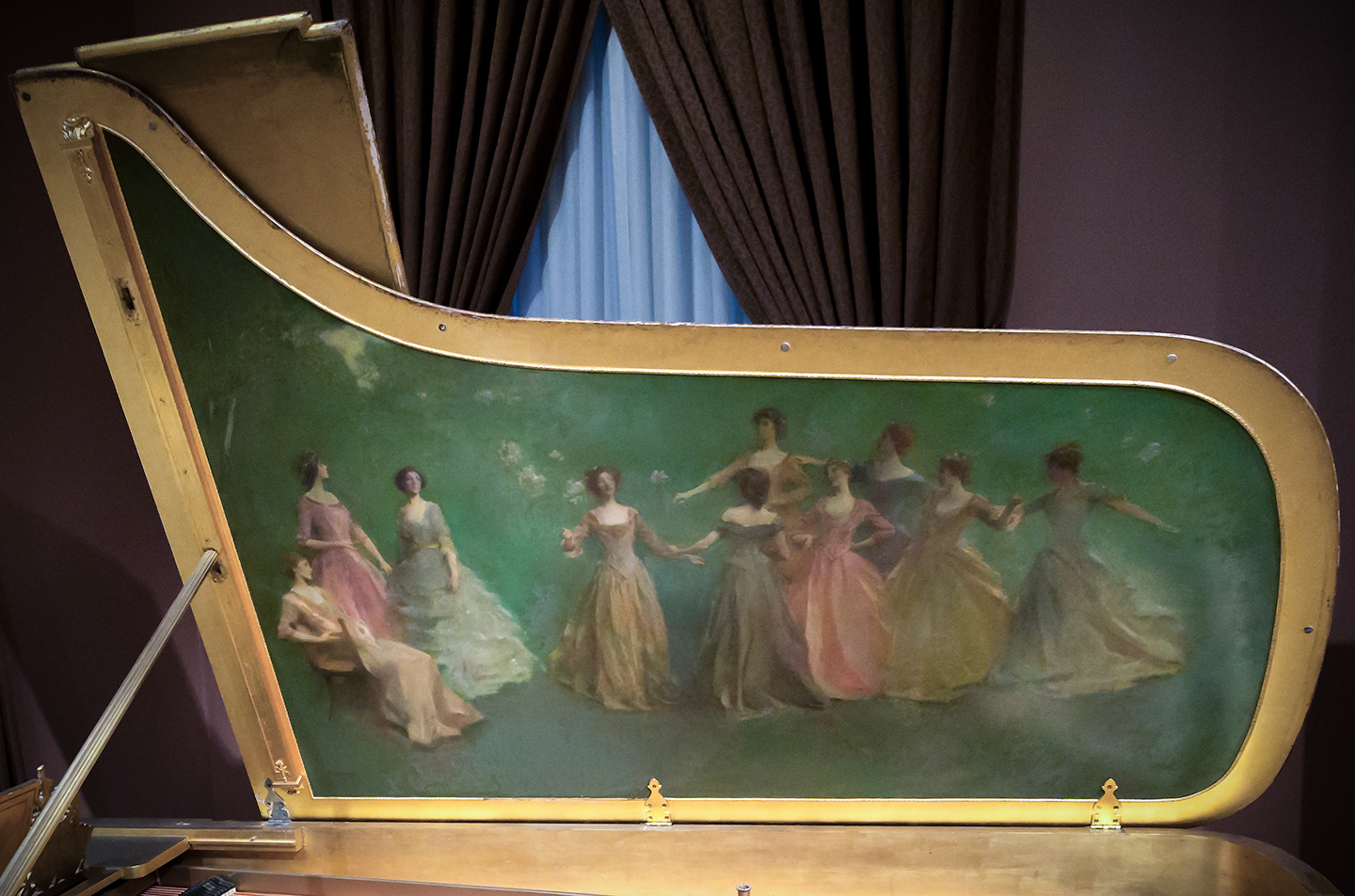 First White House Piano