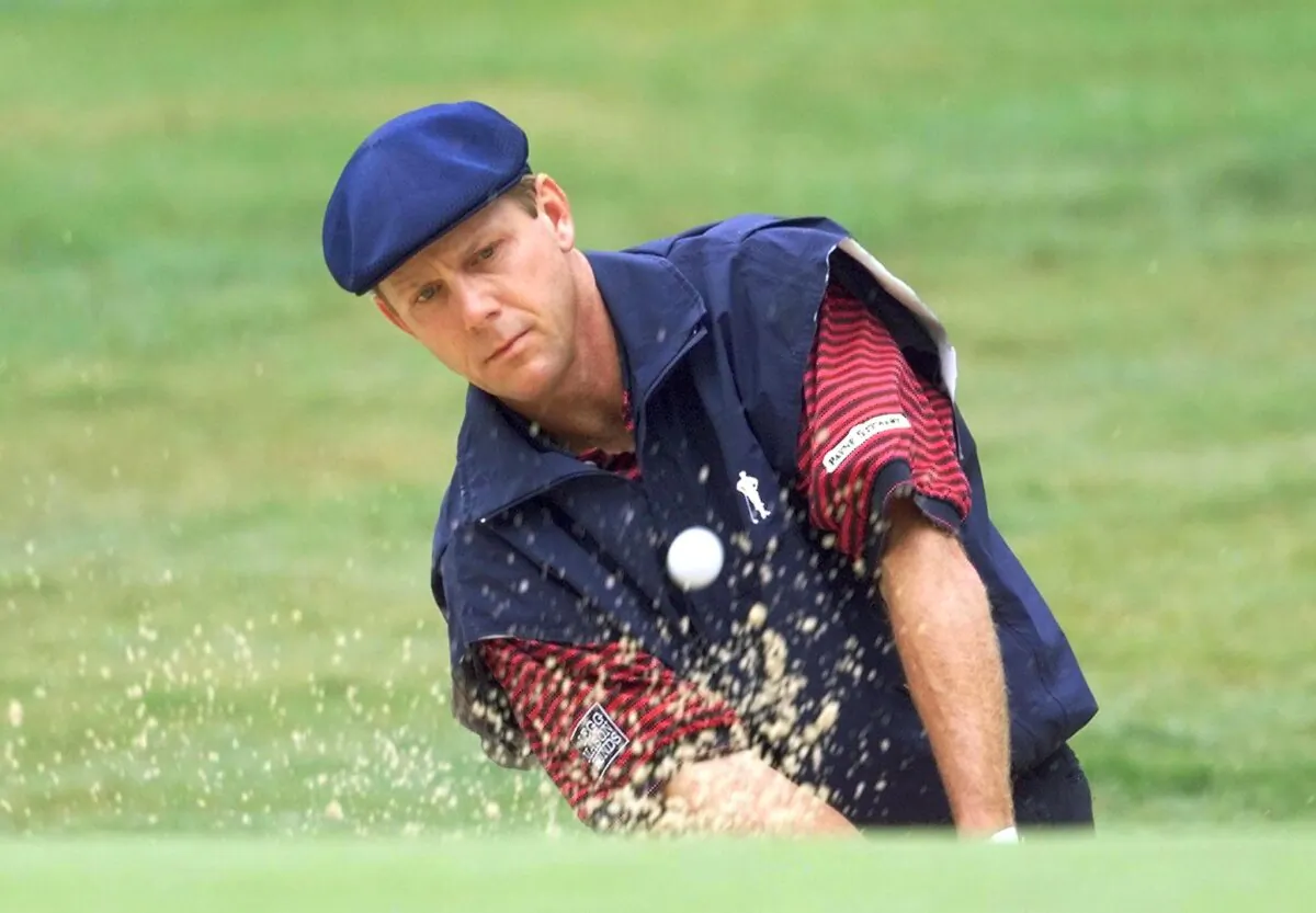 Payne Stewart of the United States hits out of a sand trap on to the fourth green at Pinehurst No. 2 during the final round of the U.S. Open Championship at Pinehurst, N.C., on June 20, 1999. (Stephen Jaffe/AFP via Getty Images)