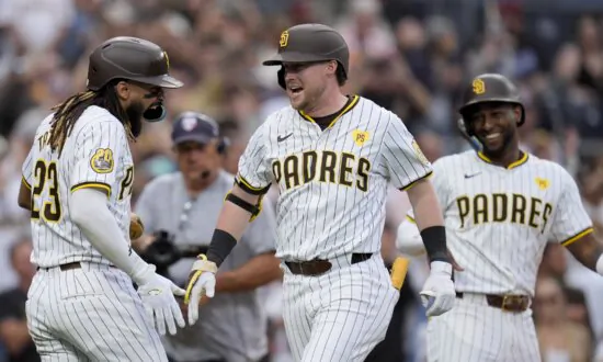 Kim, Cronenworth and Higashioka Homer to Back Waldron in the Padres’ 13–1 Win Against Arizona