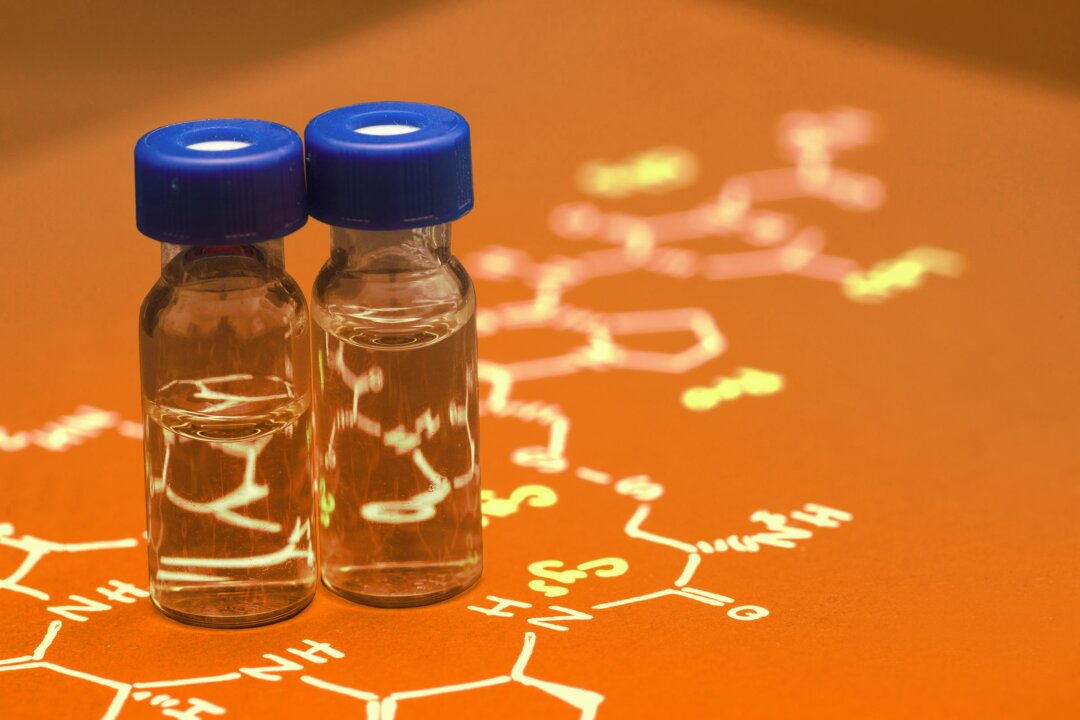 Oxytocin Nasal Spray May Help Combat Loneliness: Study