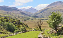 Rick Steves’ Europe: Ireland’s Entertaining Ring of Kerry