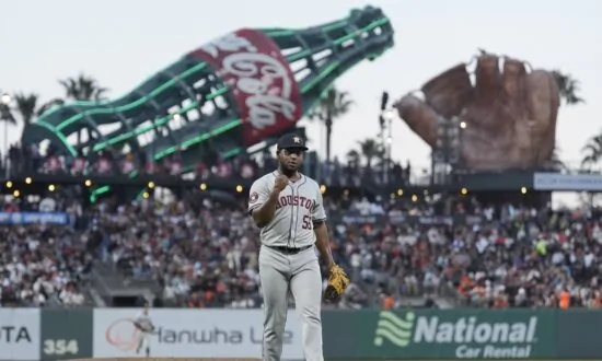 Ronel Blanco strikes out 8 in 6 innings as Astros beat Giants 3–1
