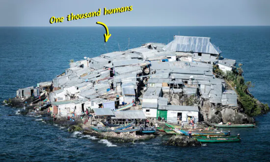 1,000 People Live on a Rock Smaller Than a Football Field on a Giant Lake—But You’ll Never Guess Why