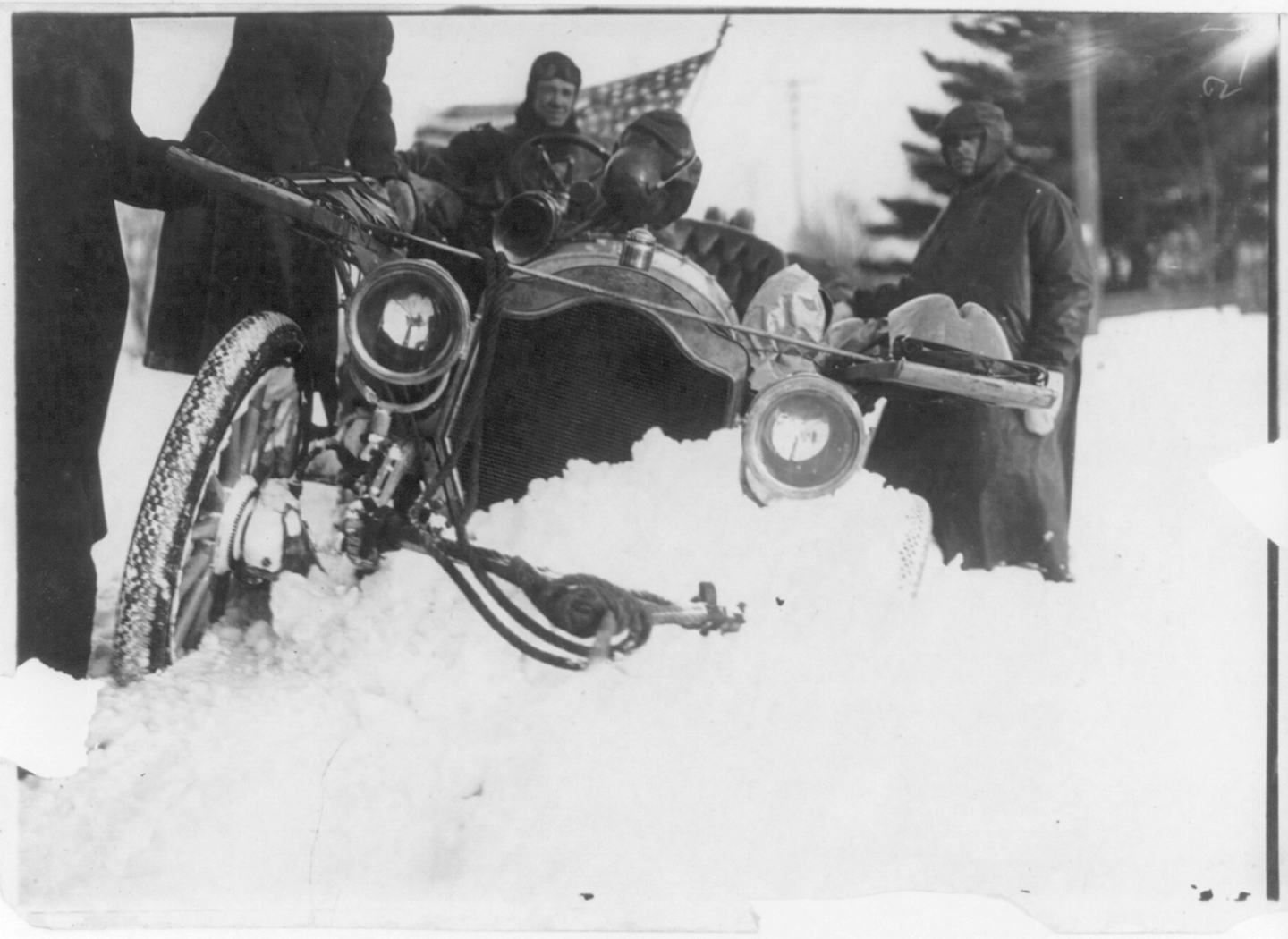 New York-to-Paris automobile race