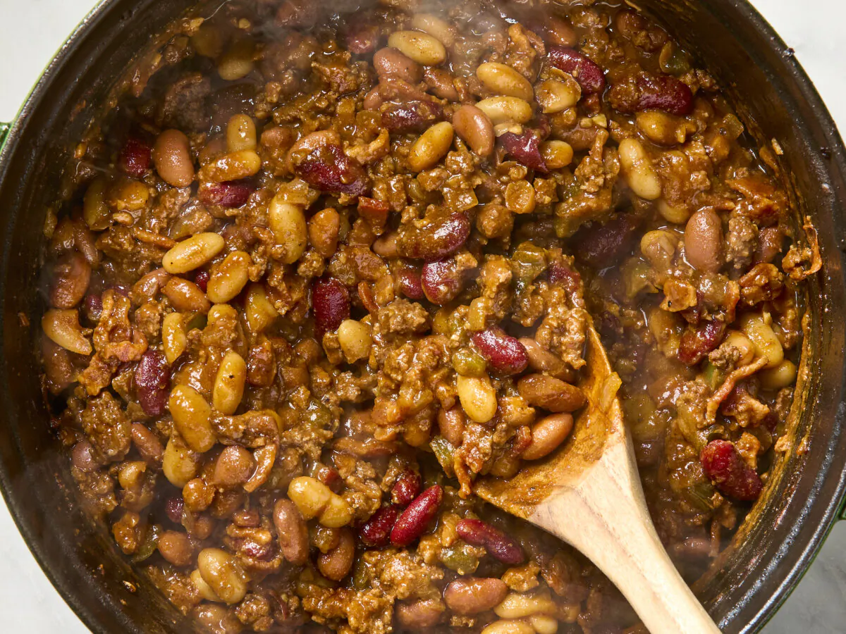 This classic barbecue side dish utilizes pantry staples and comes together in just one pot. (Alex Lepe/TNS) 