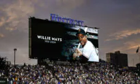 Baseball Execs, Former President Obama Mourn Death of ‘Say Hey Kid’ Willie Mays