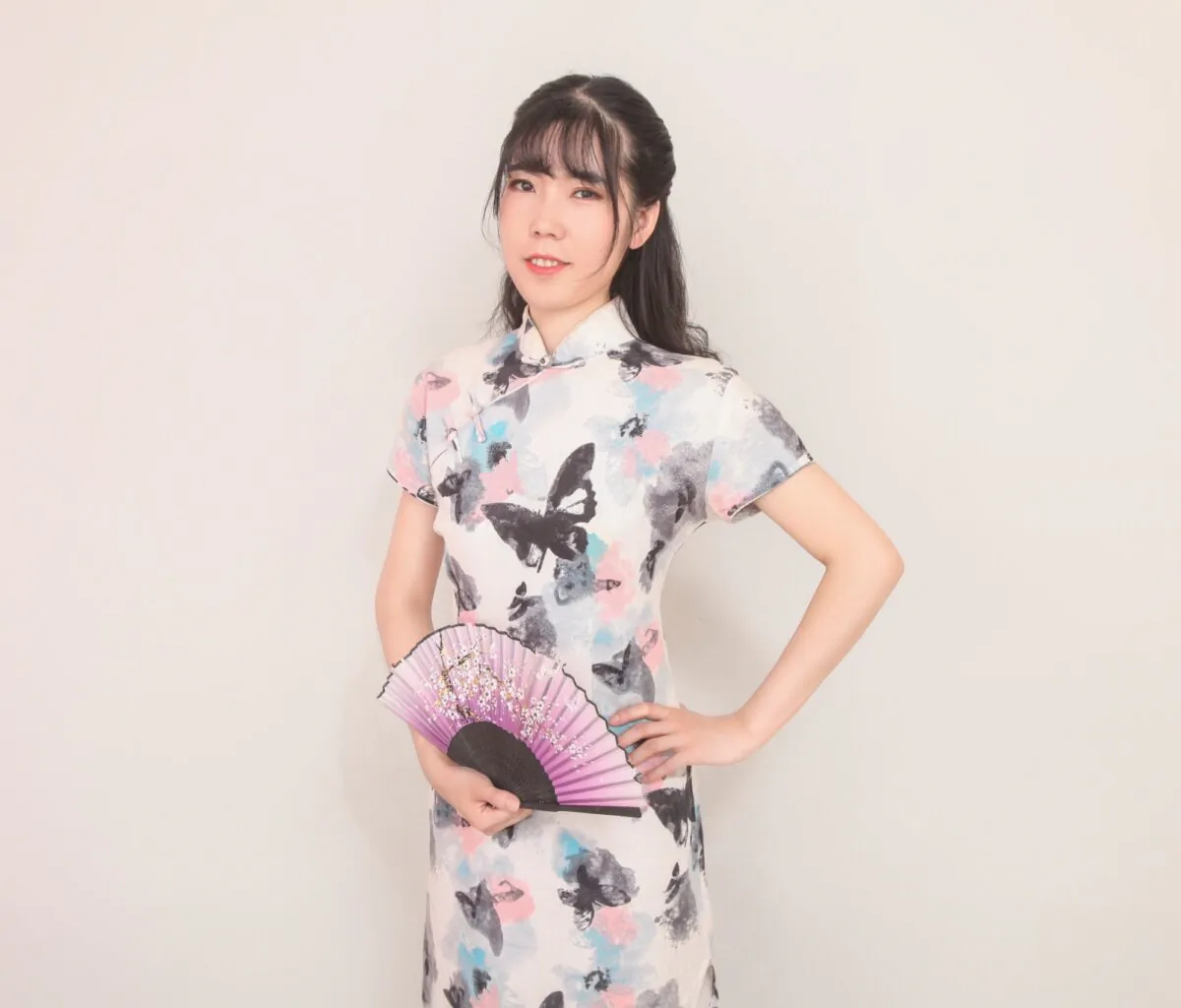 Translator and singer-songwriter Gene Hsu is bringing Chinese poetry to life for Western audiences. (photo courtesy of Gene Hsu)