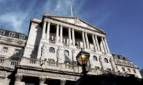 Bank of England Holds Interest Rate at 5.25 Percent