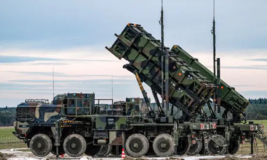 Biden Admin Prioritizes Ukraine for Air Defense Missiles