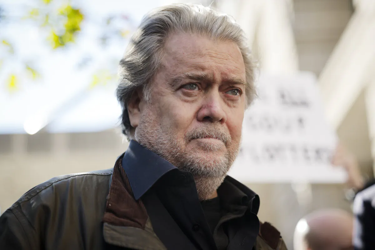 Former Trump White House senior adviser Steve Bannon speaks to journalists in Washington, on Oct. 21, 2022. (Chip Somodevilla/Getty Images)