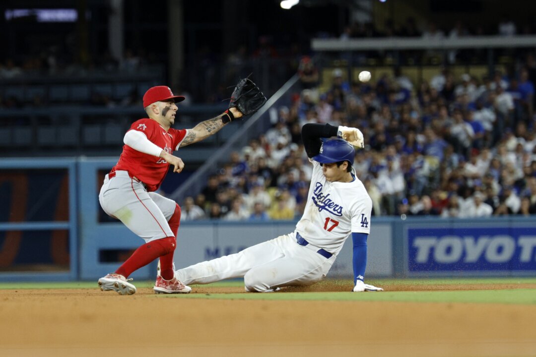 Angels Rally to Beat Dodgers 3–2 in 10 Innings; Ohtani Homers Against ...