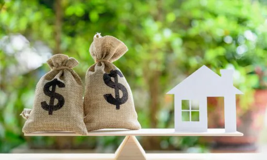 Strategies to Qualify for a Low-Interest Mortgage