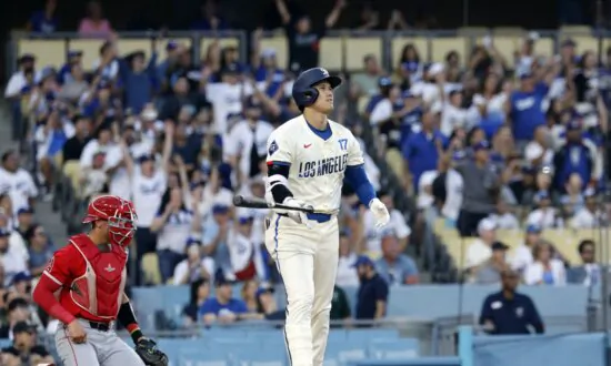 Glasnow Strikes Out 10 and Ohtani Homers Against His Old Team in Dodgers’ 7–2 Win Over Angels