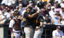 Tennessee Tops Texas A&M, Forces College World Series Finals to Decisive Third Game