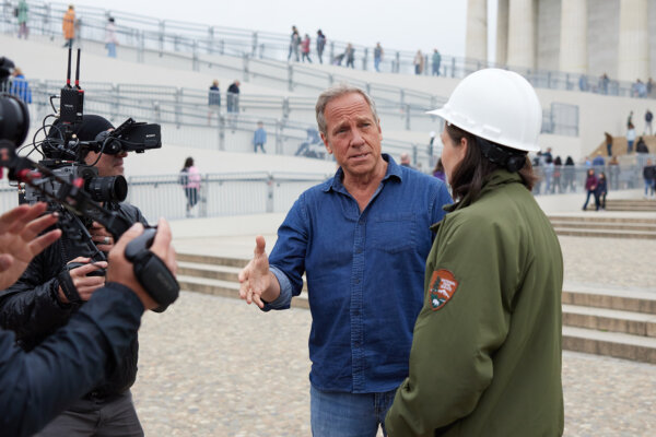 'Something to Stand For': Mike Rowe Gives a History Lesson