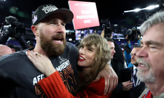 Travis Kelce Joins Taylor Swift on Stage