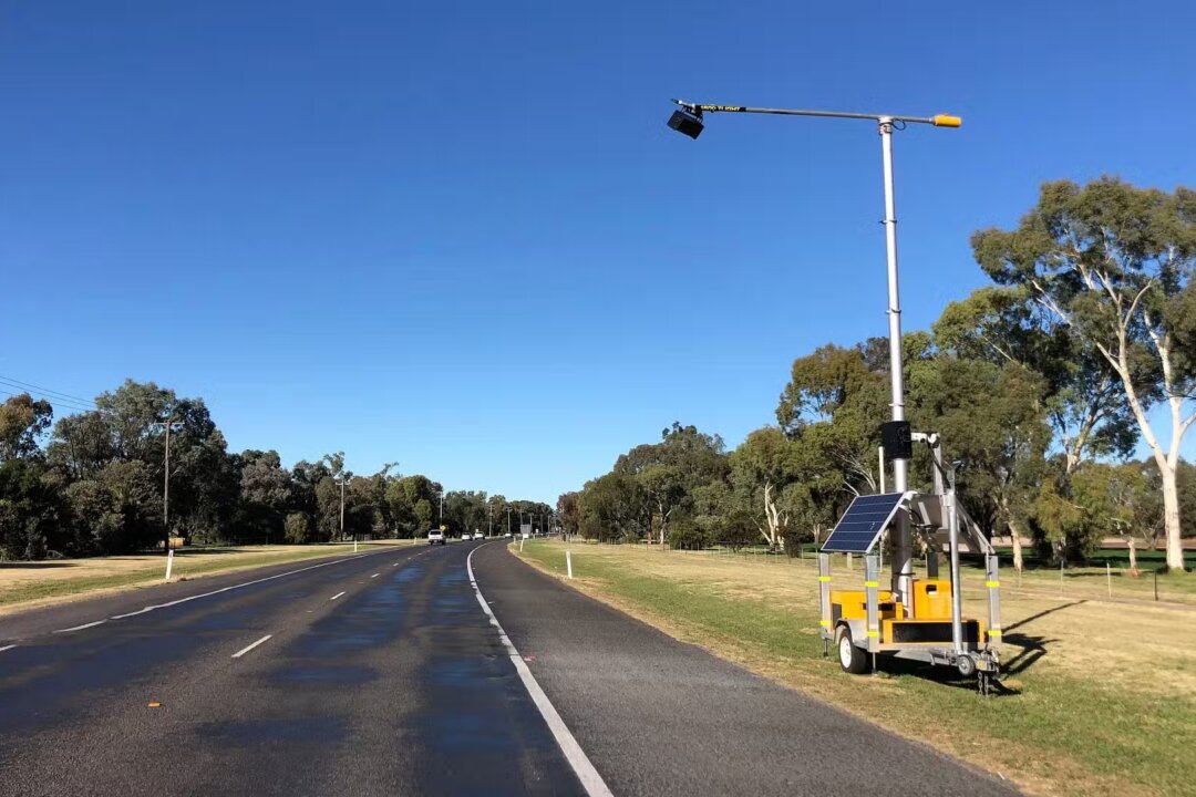 High-Tech AI Speed Cameras Rolled-Out to ‘Stop Distracted Drivers ...