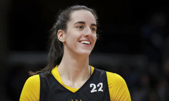 Caitlin Clark Becomes Fourth Athlete to Win 2 Honda Cup Awards