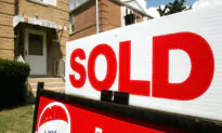 Home Flipping Gross Profits Rose to 30.2 Percent Last Quarter; Amazon Hits $2 Trillion Market Cap | Business Matters Full Broadcast (June 26)