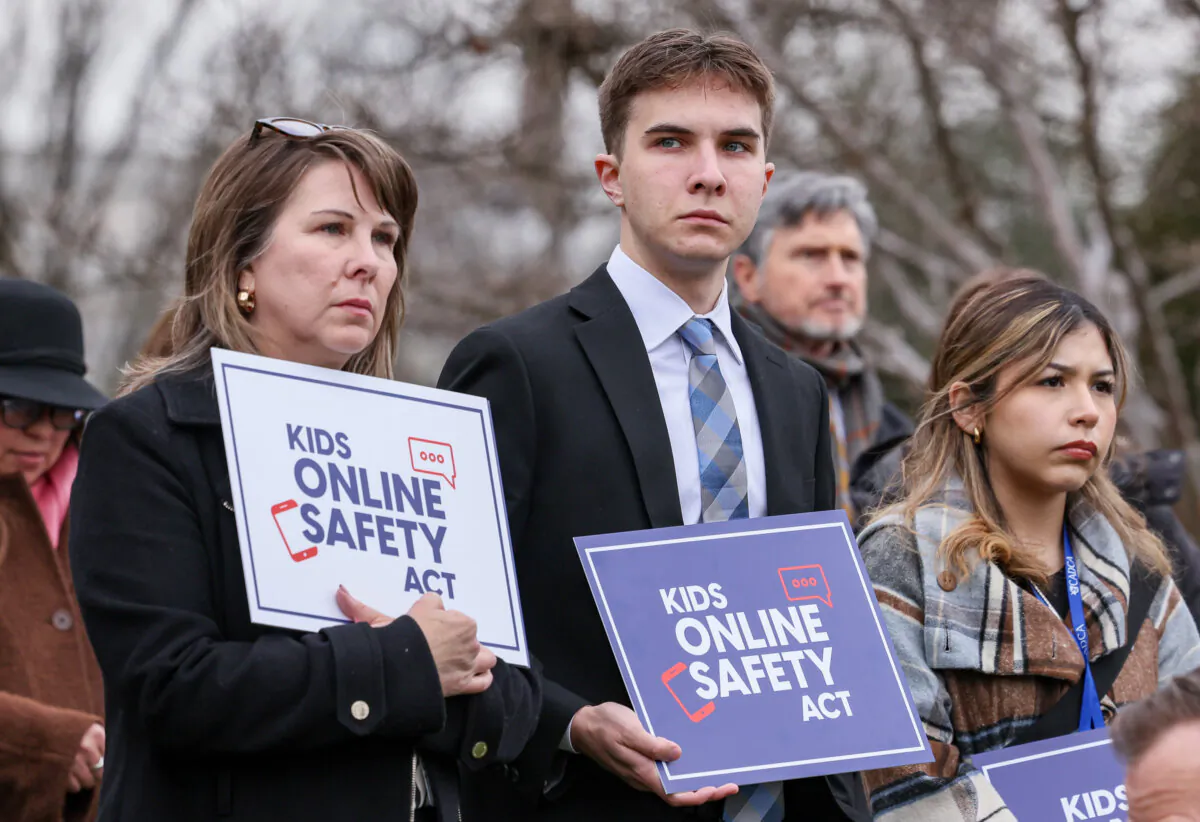 Supporters of the Kids Online Safety Act at a rally on Capitol Hill in Washington on Jan. 31, 2024. (Jemal Countess/Getty Images for Accountable Tech)