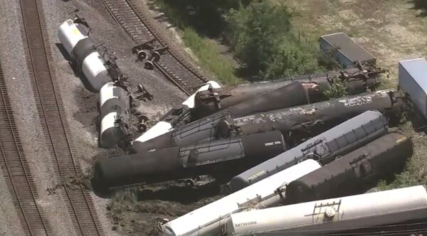 Freight Train Derails in Chicago Suburb, Prompting Temporary Evacuation