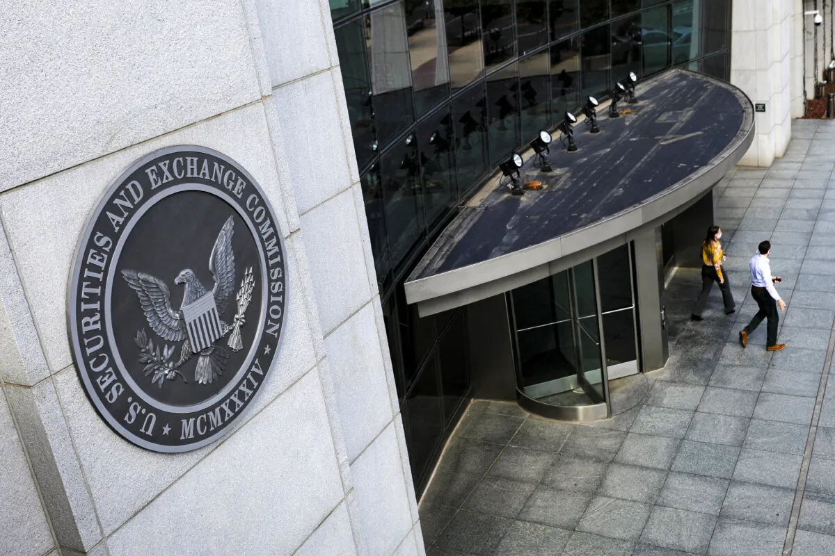 The headquarters of the U.S. Securities and Exchange Commission (SEC) in Washington on May 12, 2021. (Reuters/Andrew Kelly/File Photo)