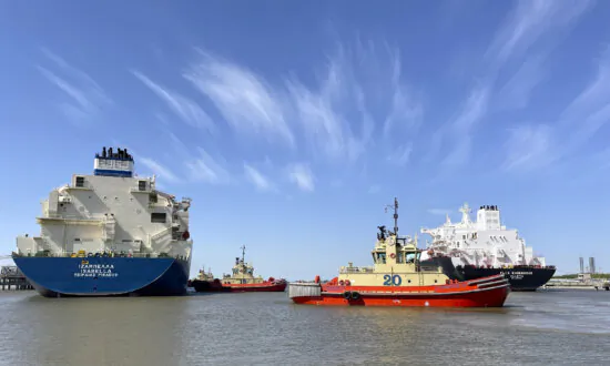 Biden Admin Challenges Court Ruling That Lifted Its Freeze on LNG Export Approvals