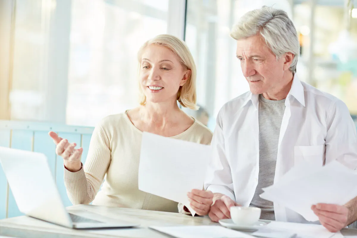 Husband and wife do not have to worry about the limit of 150 percent. (Pressmaster/Shutterstock)