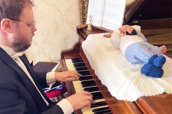 VIDEO: Baby Listens to His Father Playing Bach for the First Time—His Reaction Is Heartwarming