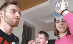 Kiddo Loves Water Magic Trick