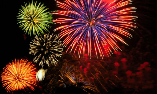 Taking the Kids: And 19+ Places for Unique Independence Day Celebrations
