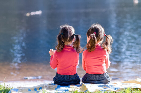 How These Twin Girls Reversed Autism