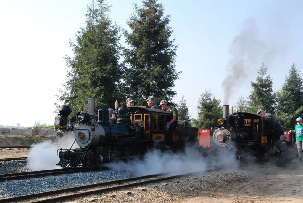 Visitors enjoy a train ride during blossom season at Hillcrest Farm in Reedley, Calif. (Courtesy of Sean and Melissa Bautista)