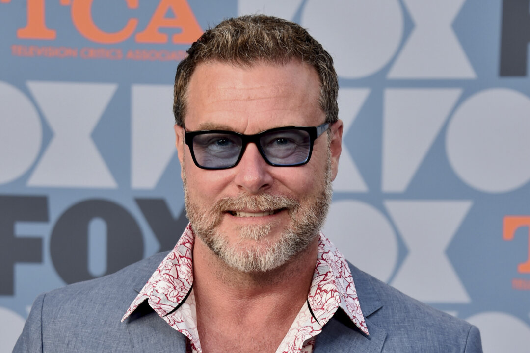 Actor Dean McDermott Celebrates 1 Year of Sobriety | The Epoch Times