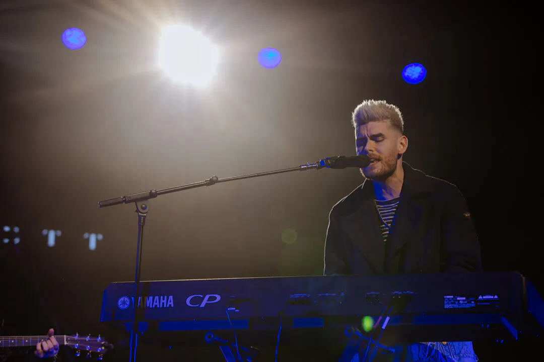 ‘Made to Fly’: Singer Colton Dixon Keeps Faith First