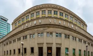 Chicago Union Station: A Neoclassical Railway Connecting America
