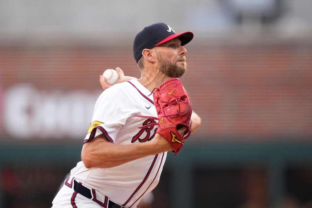 Left-Hander Sale Stymies Giants As Braves Cruise To Victory | The Epoch ...