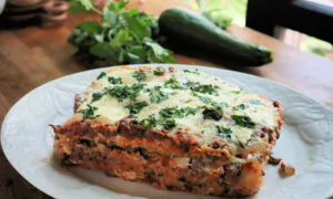 Lasagna Replaces Pasta With Low-Calorie Zucchini