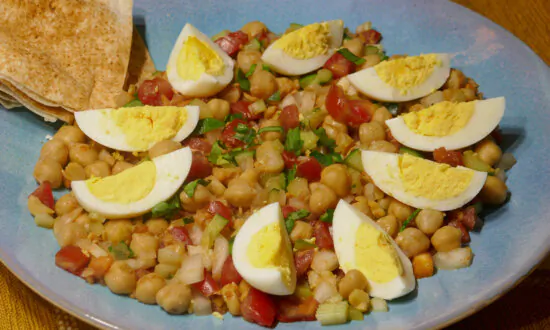 Tunisian Chickpea Salad
