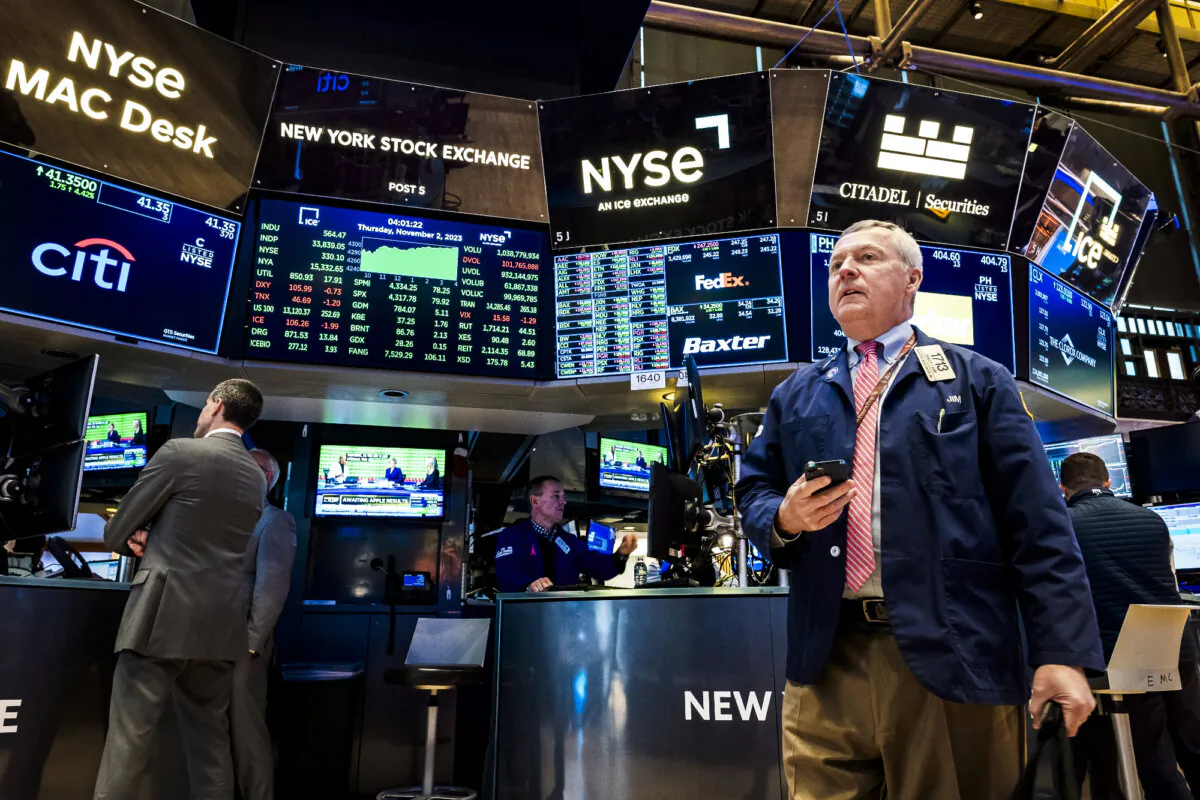 Traders work on the floor of the New York Stock Exchange in New York City on Nov. 2, 2023. (Spencer Platt/Getty Images)